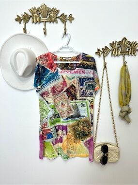 Multicolor Stamped-Print Short Sleeve Women's Top L ptp 22” l 30”